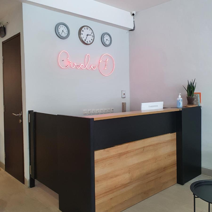 Circle One Hotel Palembang Exterior photo